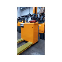 EJE 120 G 115 670 - Transpaleteira Elétrica Seminova | 98132648