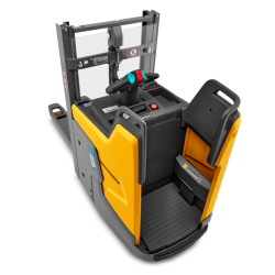 ERD 220 G 115 256 ZT - Empilhadeira Patolada Elétrica Seminova | 98338056
