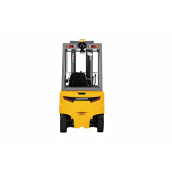 EFG 320 GE 120 480 DZ - Empilhadeira Elétrica Contrabalançada Seminova | FN627339