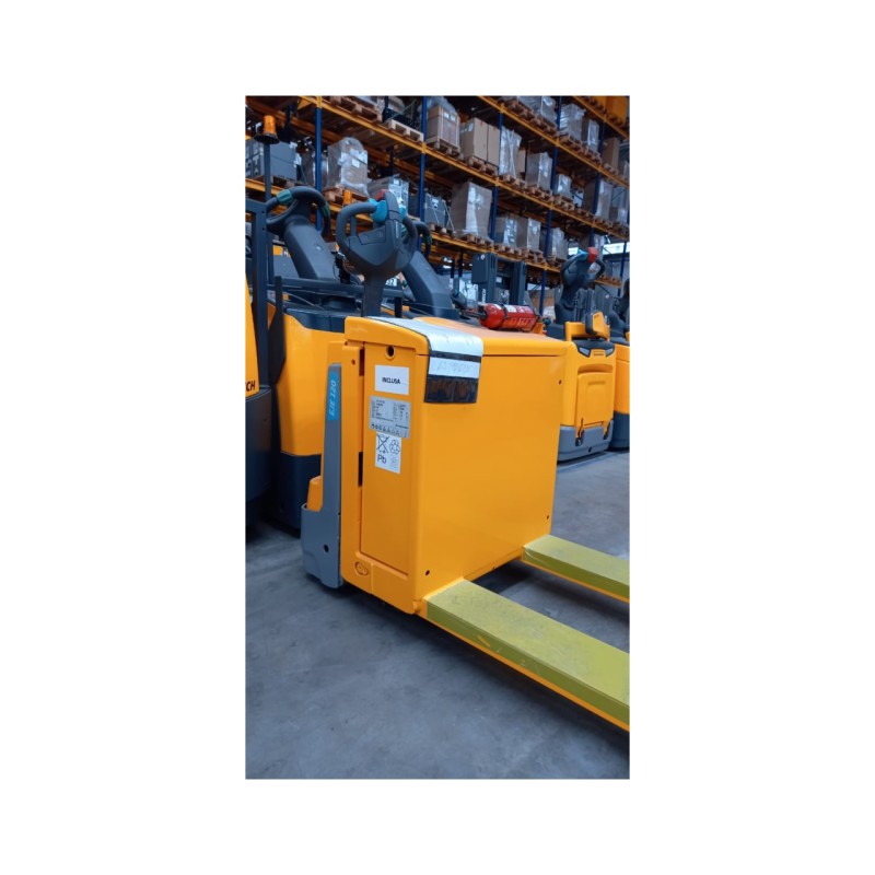 EJE 120 G 115 670 - Transpaleteira Elétrica Seminova | 98132646